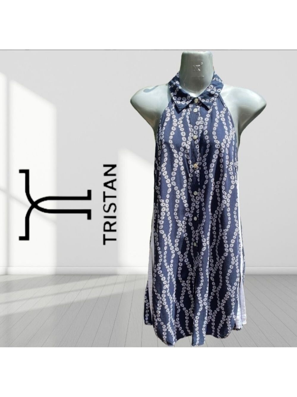 TRISTAN Sleeveless Open Back Button Down Blue & White Top Size XS